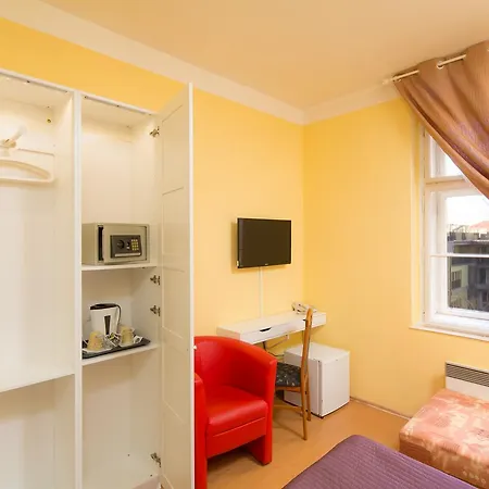 Lounge Crown Отель