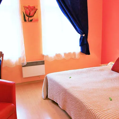 Отель Lounge Crown Прага