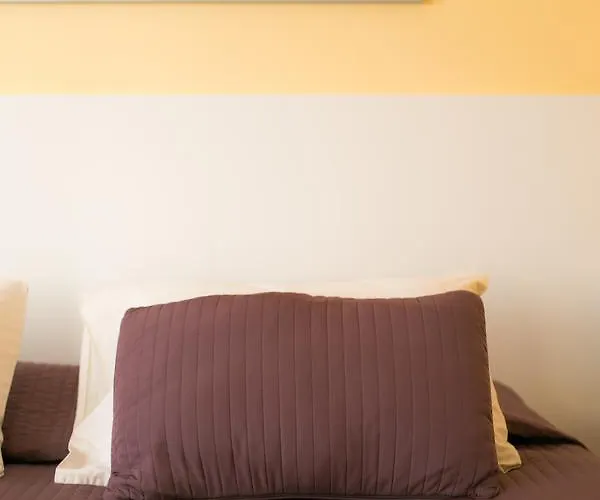 Lounge Crown Отель Прага