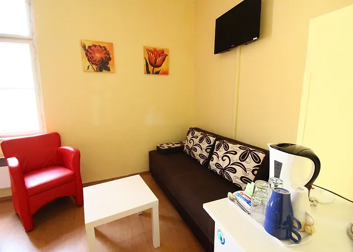 Hotel Lounge Crown 3*