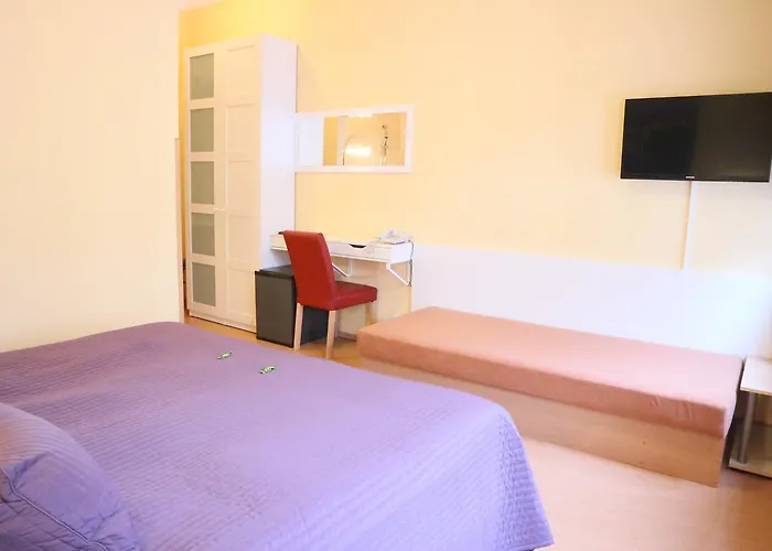Lounge Crown 3* Prague