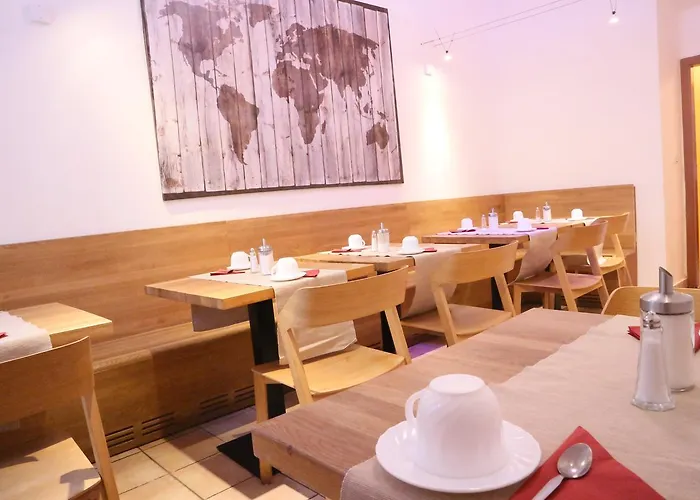 Lounge Crown 3* Prag
