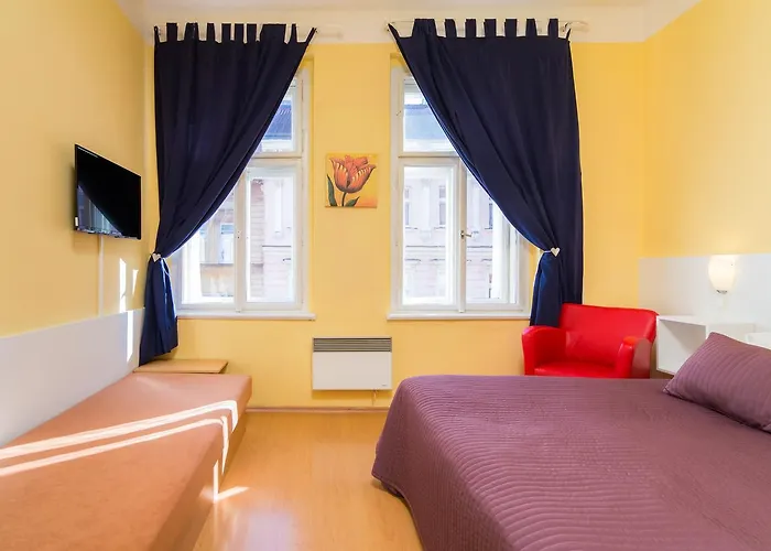 Hotell Lounge Crown Prag