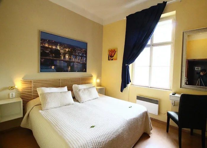 Lounge Crown Hotell 3*